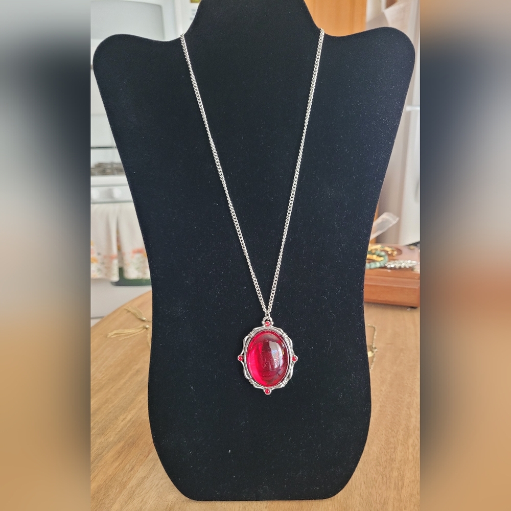Crimson Oval Pendant Necklace with Silver Chain By jpi. Pewter